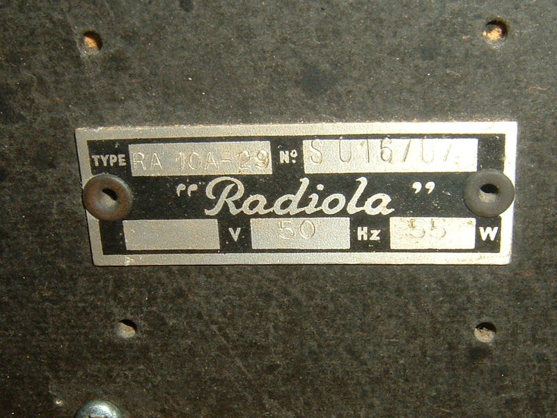 Radiola RA10A de 1938 ae.jpg